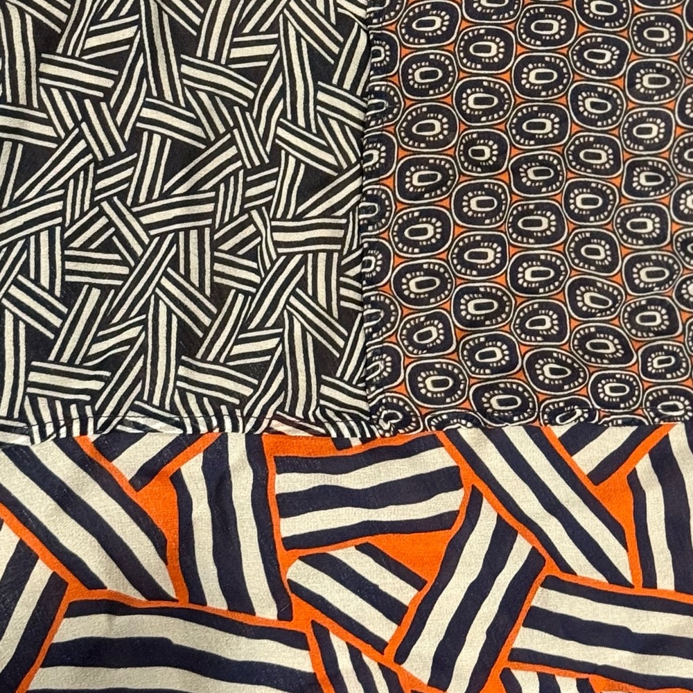 Diane Von Furstenberg: 💯 % Silk Scarf wrap Multi 🧣 OS - Picture 7 of 7